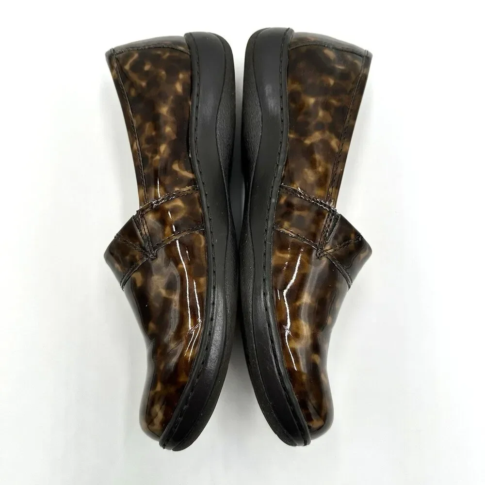 BOC Born Concept Clogs Womens 8 Slip On Shoes Brown Cheetah Patent Faux Leather - Picture 11 of 16
